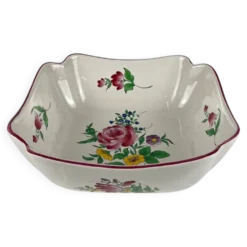 Saladier carré, modèle réverbère par KG Lunéville, motif rose