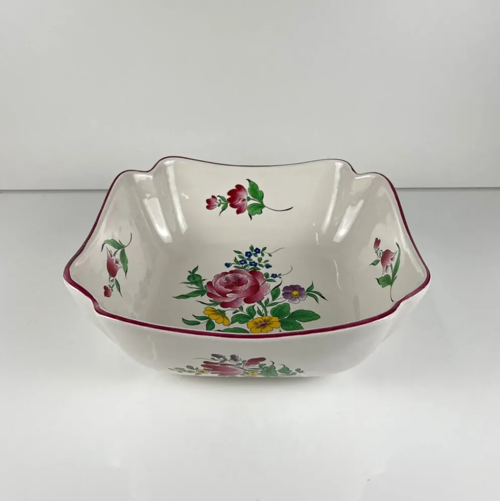 Saladier carré, modèle réverbère par KG Lunéville, motif rose