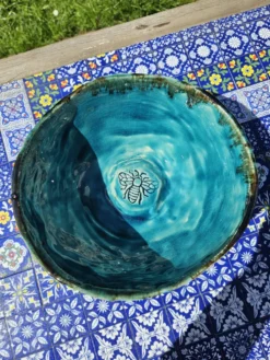 Saladier en céramique fait main bleu oriental