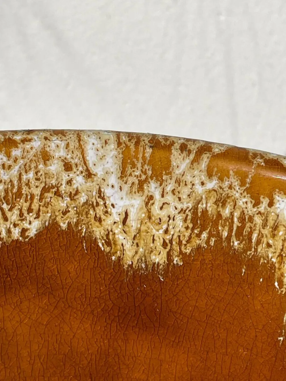 Saladier en céramique à glaçure coulures beige 1970 poterie a