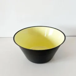 Saladier en métal émaillé 1950