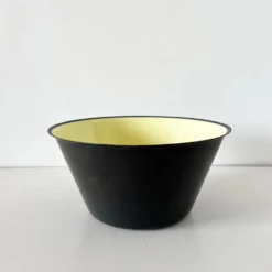 Saladier en métal émaillé 1950
