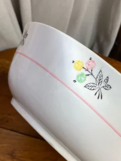 Saladier en porcelaine, Gien