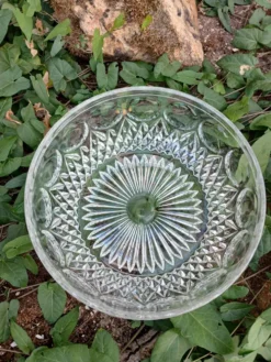 Saladier vintage en verre taillé