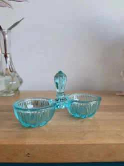 Saleron en verre bleu