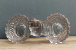 Saleron en verre moulé
