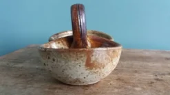 Saleron saucière en grès de Puisaye signée Jean-Pierre Prud’homme