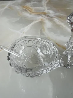 Salière double en cristal de Baccarat, modèle à décor taillé, XXe Siècle
