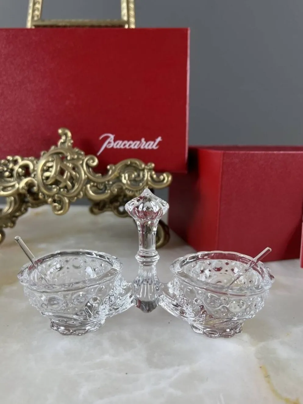 Salière double en cristal de Baccarat, modèle à décor taillé, XXe Siècle