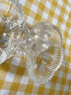 Salière double verre moulé transparent
