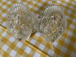 Salière double verre moulé transparent