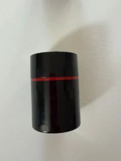 Salière et poivrier en bois laqué