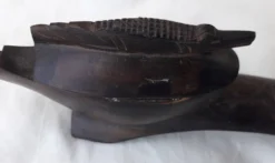 Salière et poivrier en bois sculpté