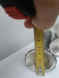 Salière et poivrier en métal argenté