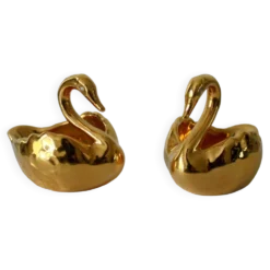 Salière et poivrier en porcelaine et doré