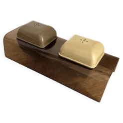 Salière et poivrier vintage