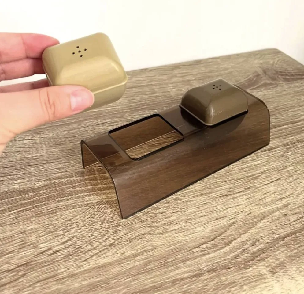 Salière et poivrier vintage
