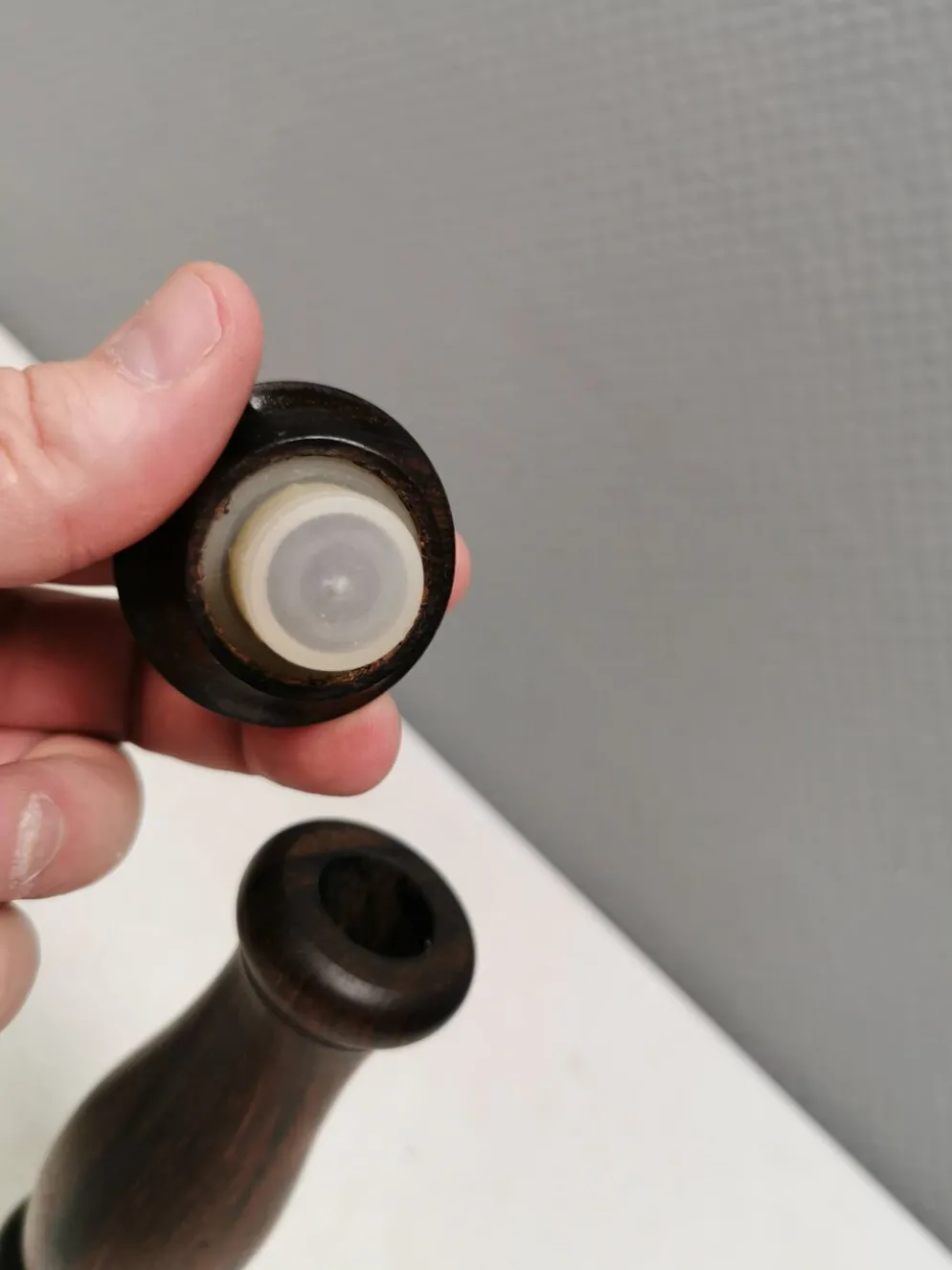 Salière et poivrière en bois de rose, Danemark 1960-70.