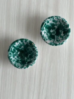Salière et poivrière en céramique, peintes à la main
