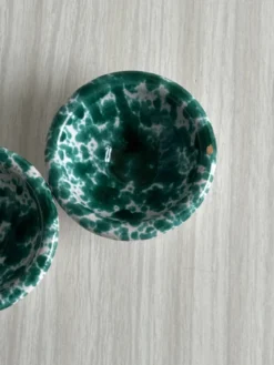 Salière et poivrière en céramique, peintes à la main