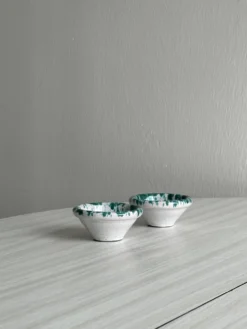 Salière et poivrière en céramique, peintes à la main