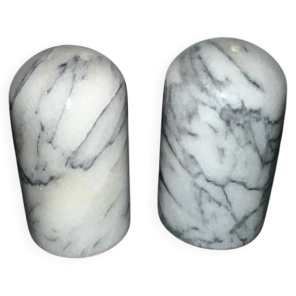 Salière et poivrière en marbre de Crrare