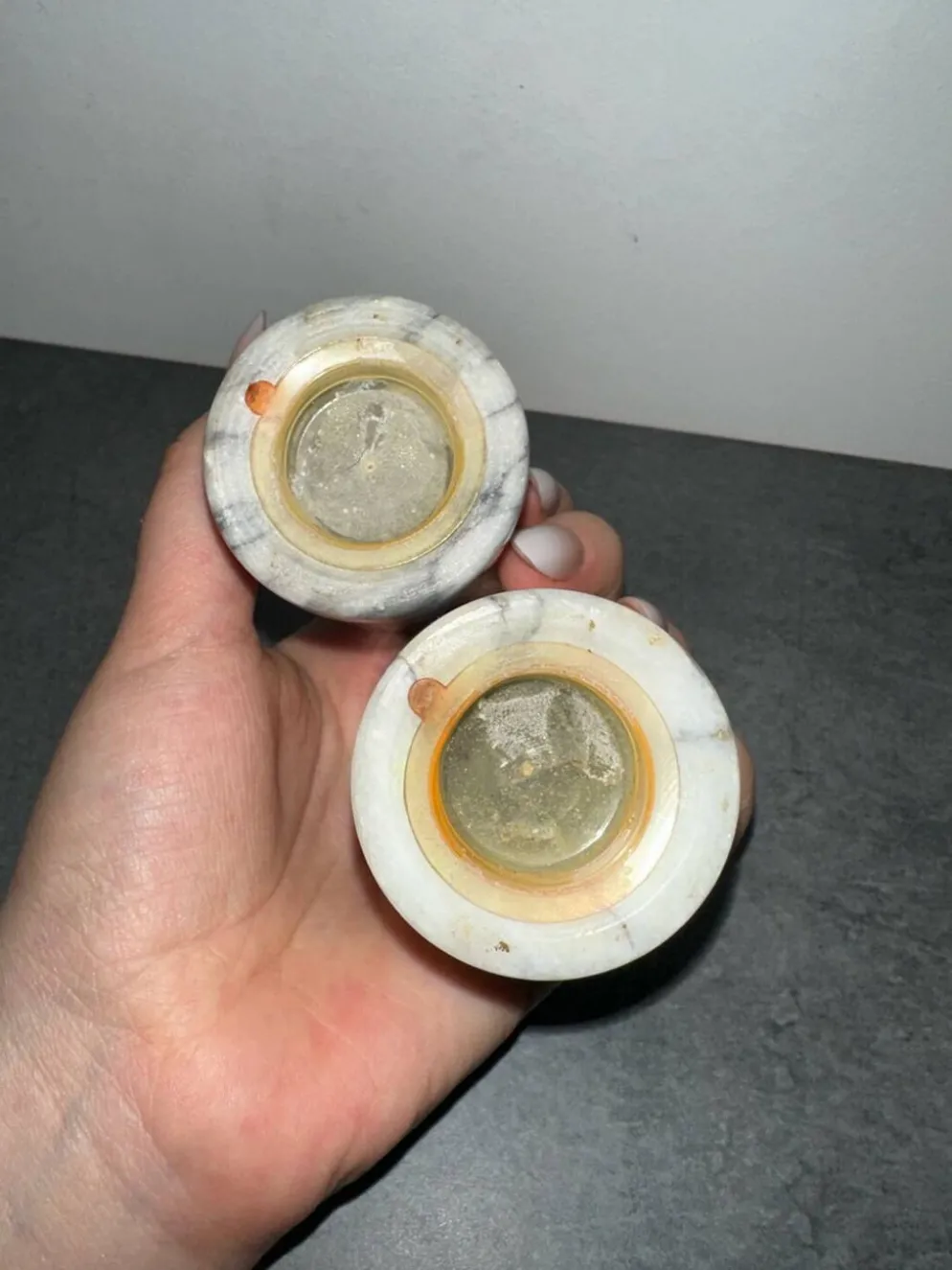 Salière et poivrière en marbre de Crrare