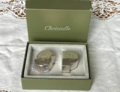Salière et poivrière en métal argenté Christofle modèle Ludique