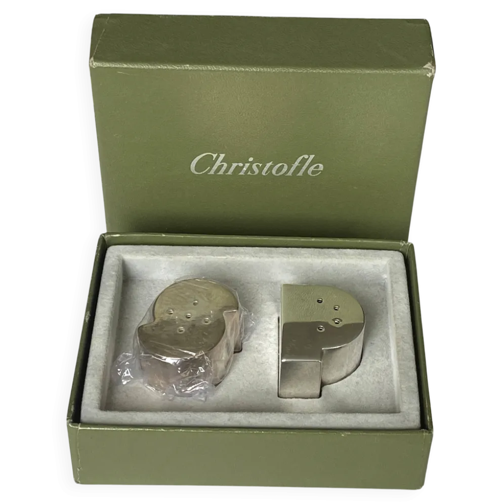 Salière et poivrière en métal argenté Christofle modèle Ludique