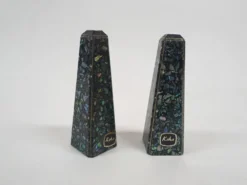 Salière et poivrière vintage en coquille de Paua, par Koha, Nouvelle-Zélande, années 1950.