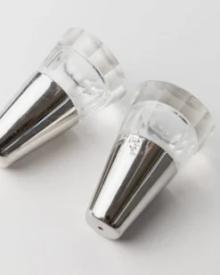 Salière et poivrière vintage - métal argenté et verre, forme conique - design minimal Italie années 1950 - décoration de table élégante, idée cadeau