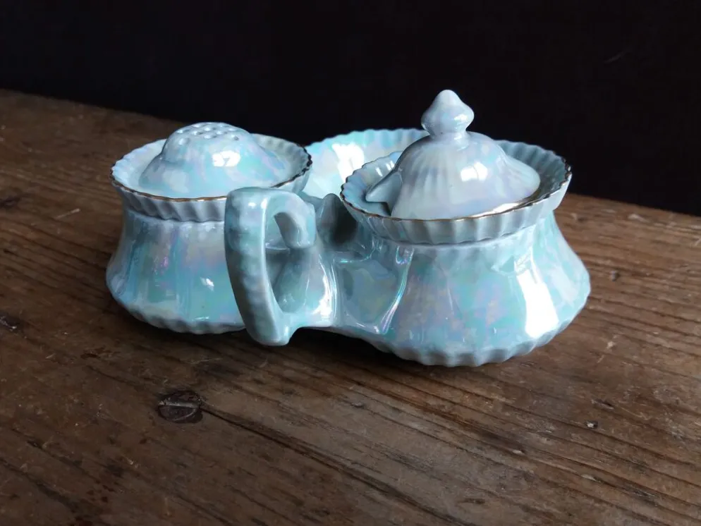 Salière poivrier moutardier, porcelaine