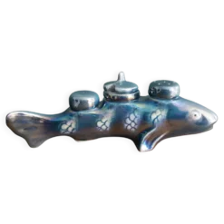 Salière poivrier moutardier zoomorphe, poisson en porcelaine