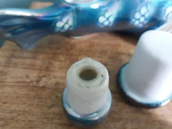 Salière poivrier moutardier zoomorphe, poisson en porcelaine