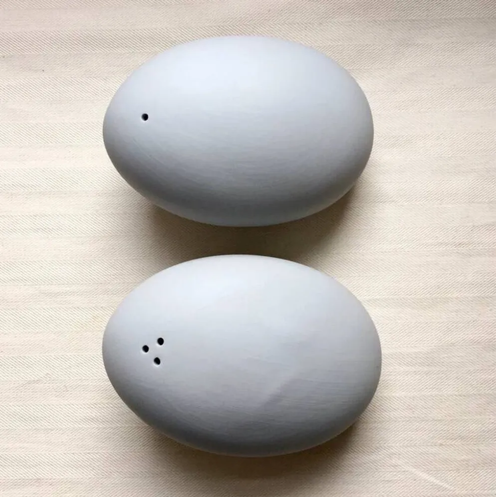 Salière Poivrier Porcelaine Marcel Marongiu Artoria Limoges