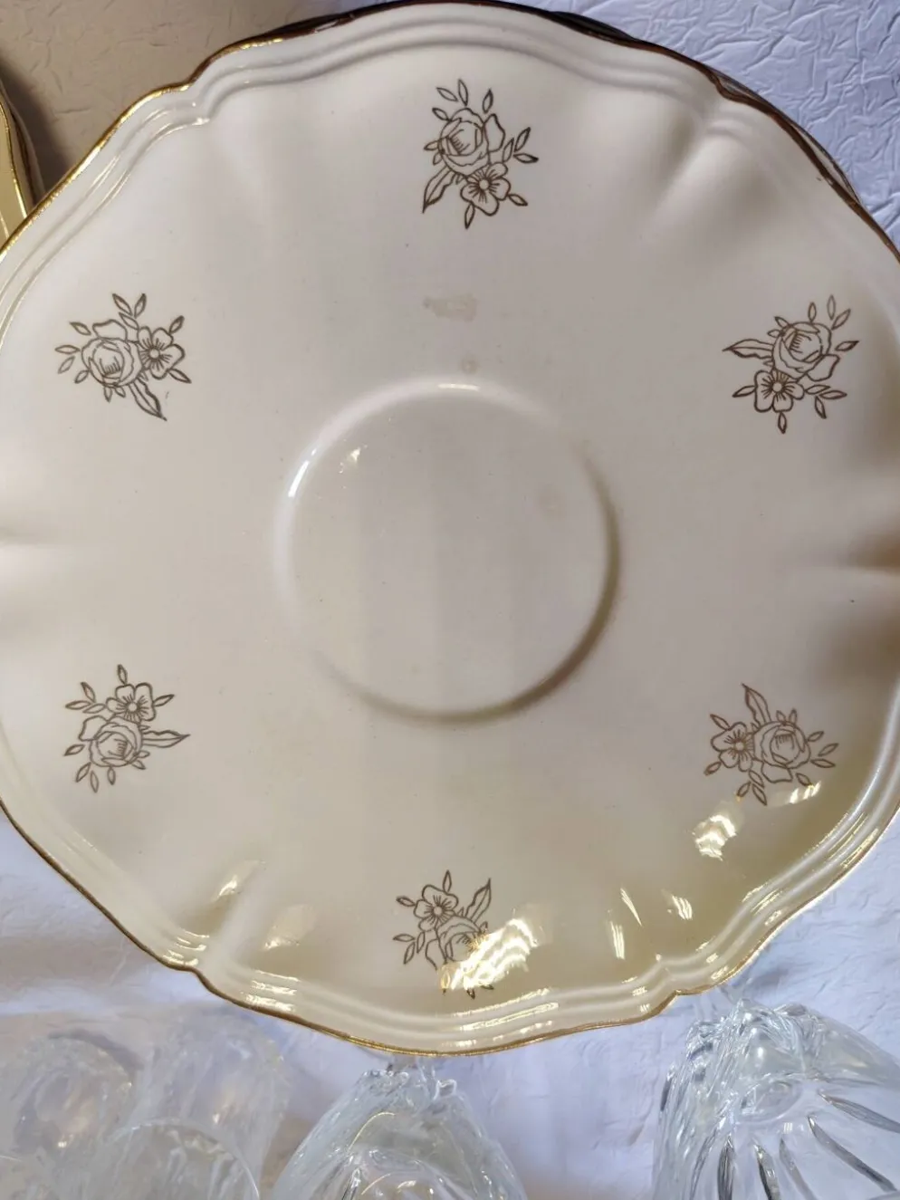 Sarreguemines 12 assiettes à dessert modèle Fleurs de France