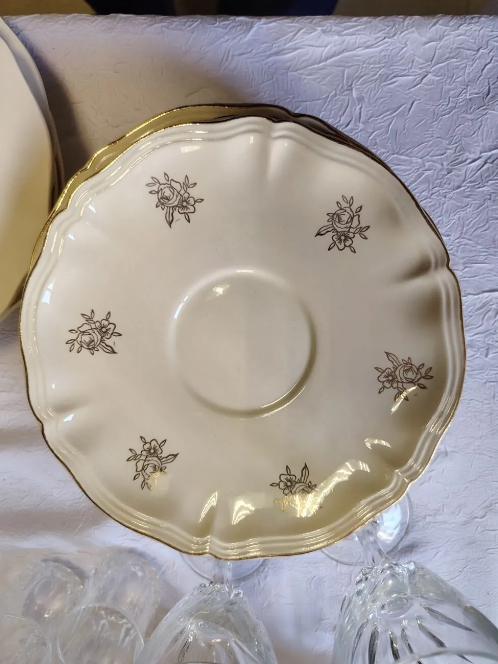 Sarreguemines 12 assiettes à dessert modèle Fleurs de France