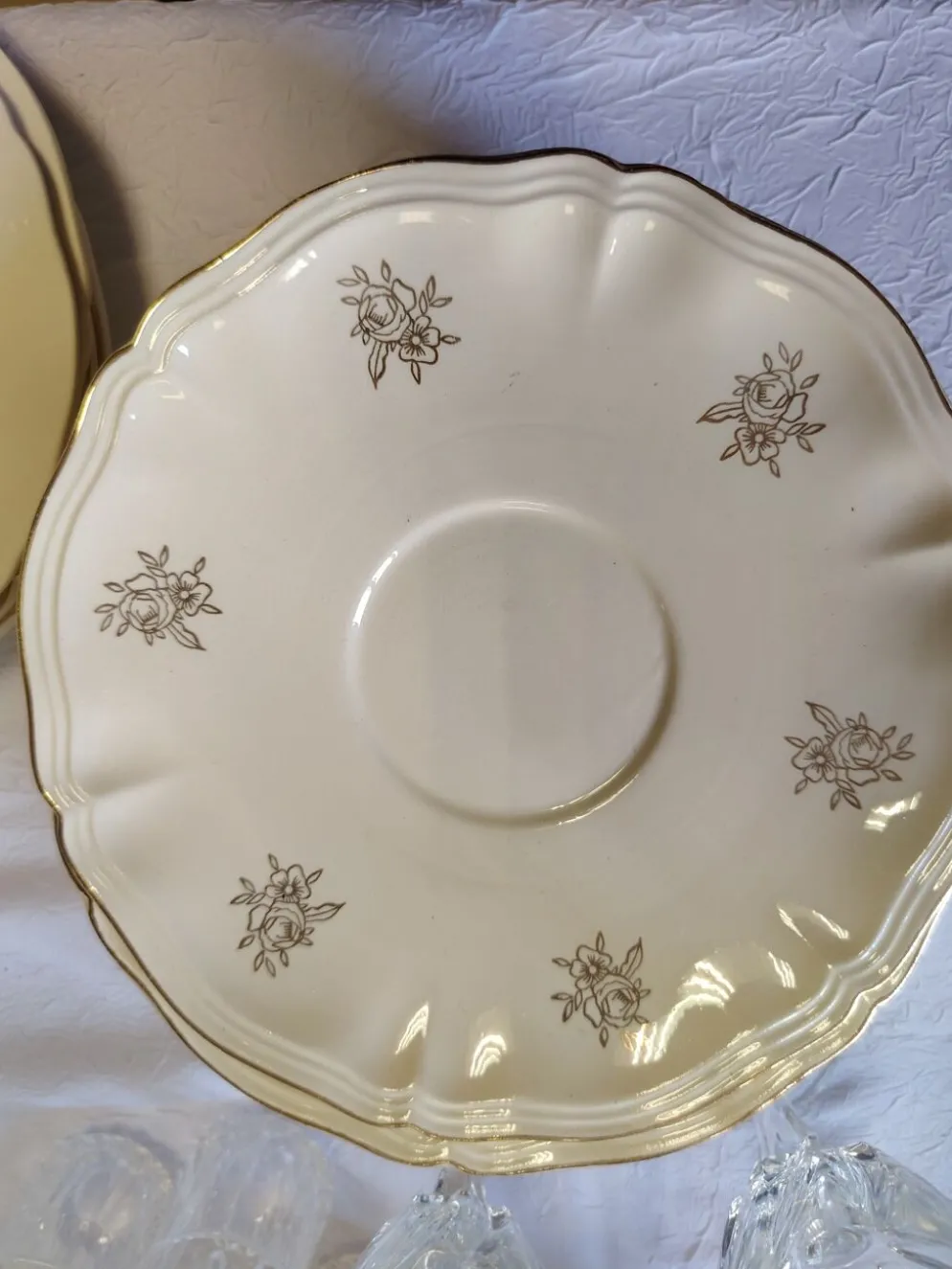 Sarreguemines 12 assiettes à dessert modèle Fleurs de France