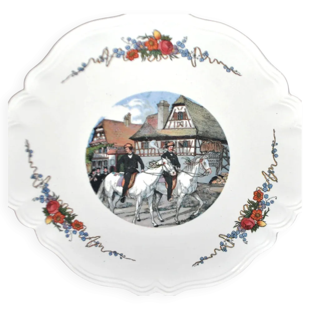 Sarreguemines plat Obernai chantourné en faïence décor cavaliers Alsace par Loux