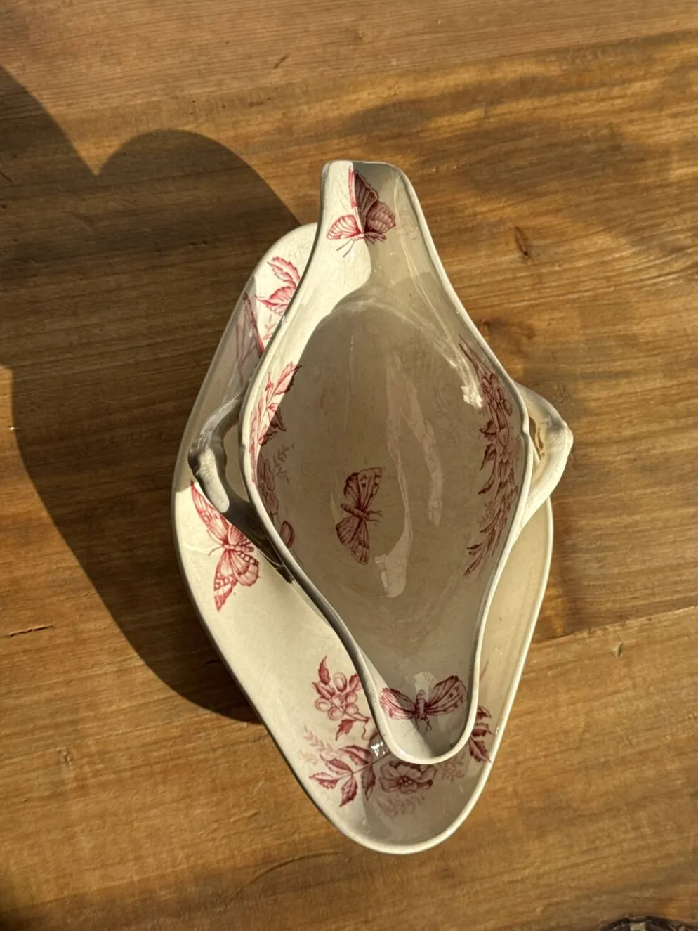 Saucier ancienne en faïence rose de Badonviller modèle Jasmin