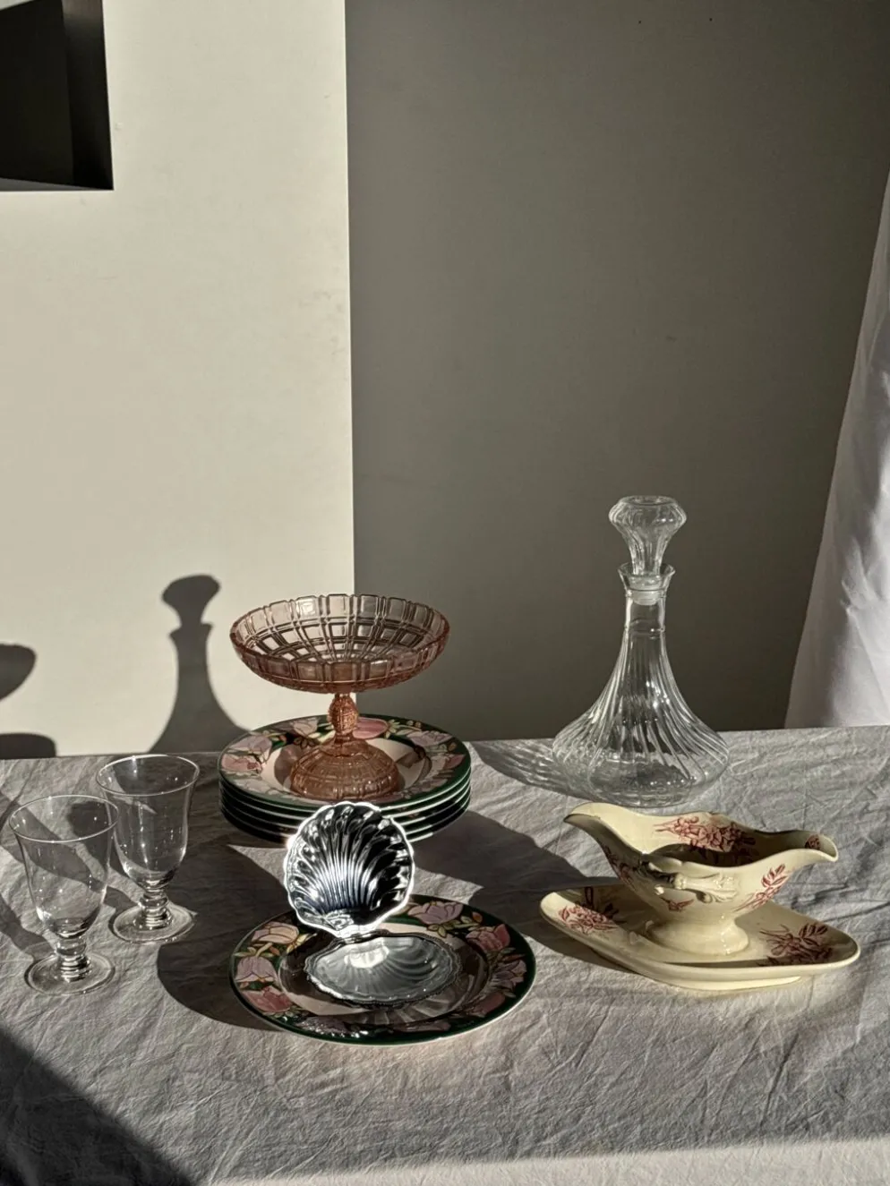 Saucier ancienne en faïence rose de Badonviller modèle Jasmin