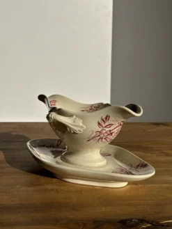 Saucier ancienne en faïence rose de Badonviller modèle Jasmin