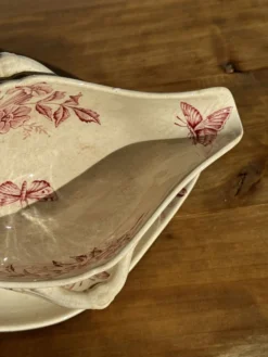 Saucier ancienne en faïence rose de Badonviller modèle Jasmin