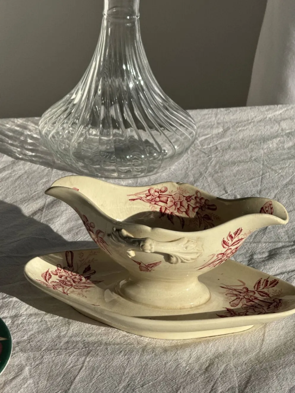 Saucier ancienne en faïence rose de Badonviller modèle Jasmin
