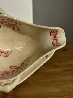 Saucier ancienne en faïence rose de Badonviller modèle Jasmin