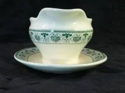 Sauciere en faience Boch freres la louviere décor palmette