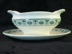 Sauciere en faience Boch freres la louviere décor palmette