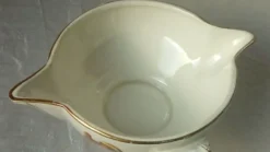 Sauciere en faience decor legumes 4 saisons