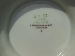 Sauciere en porcelaine estampillée bernardaud - limoges