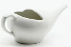 Saucier en céramique blanche